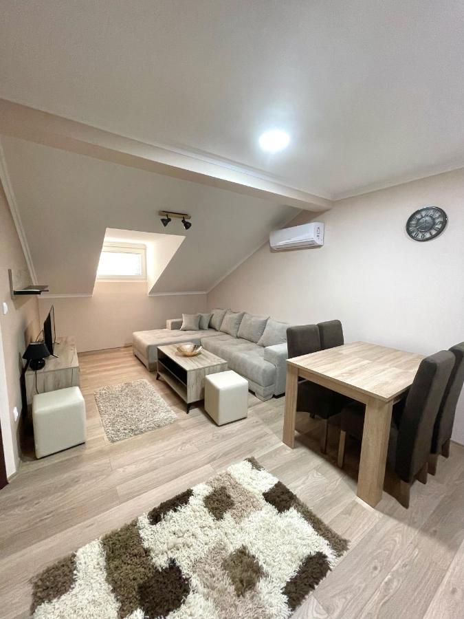 Vivko Apartments Veliko Gradište エクステリア 写真
